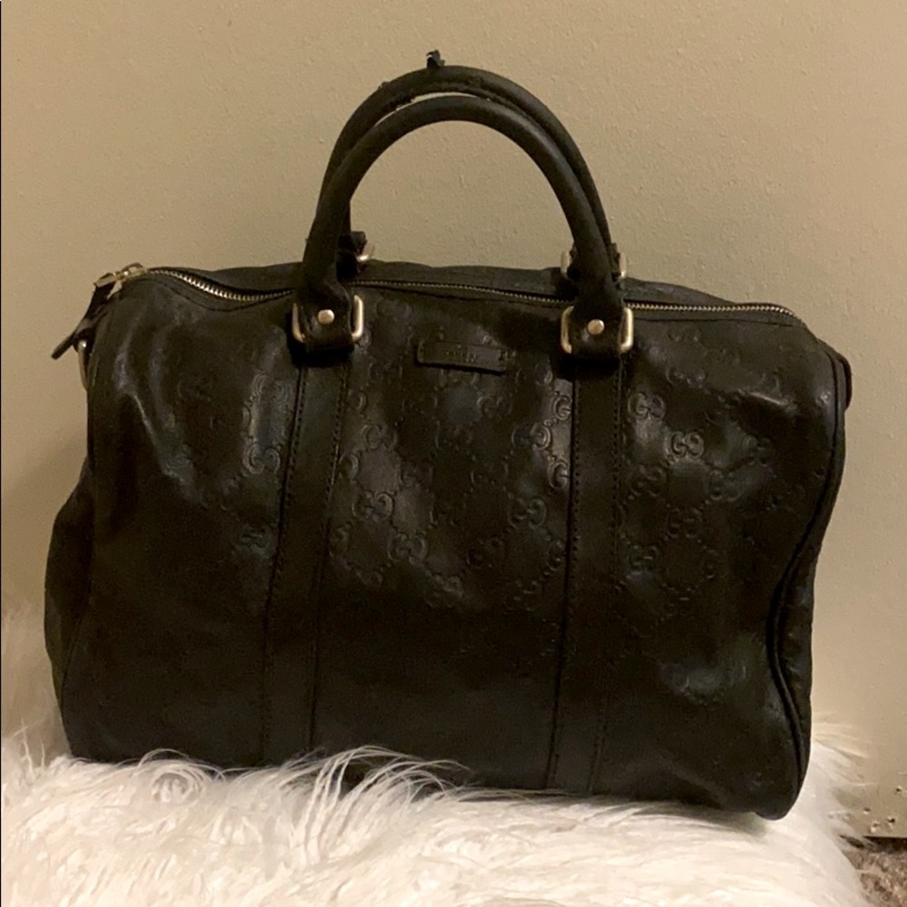 Black leather Gucci bag